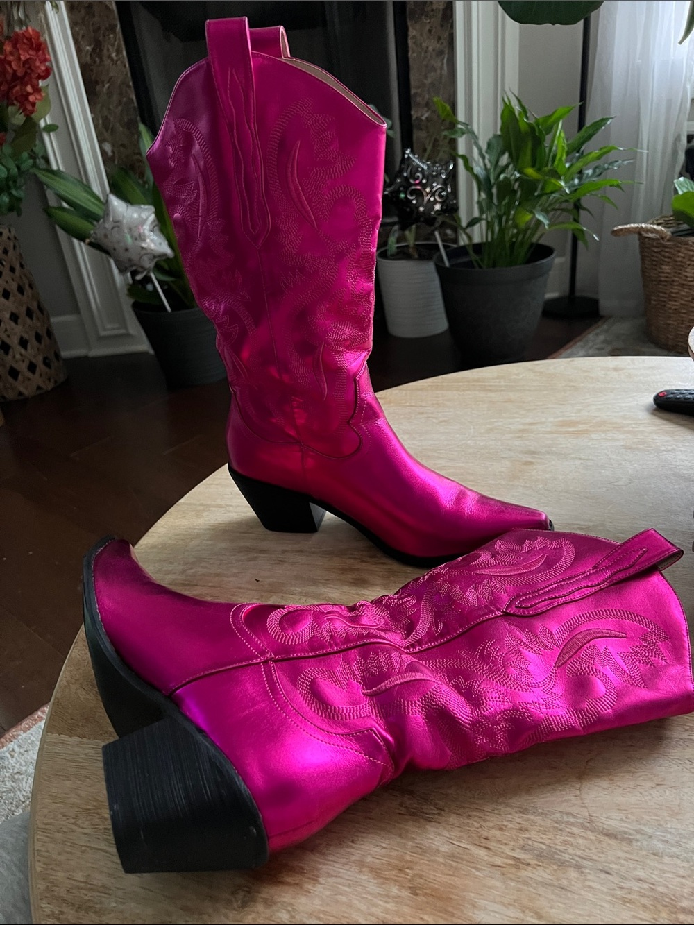 Women's Metallic Hot Pink Western Boots - Picture 3 of 5